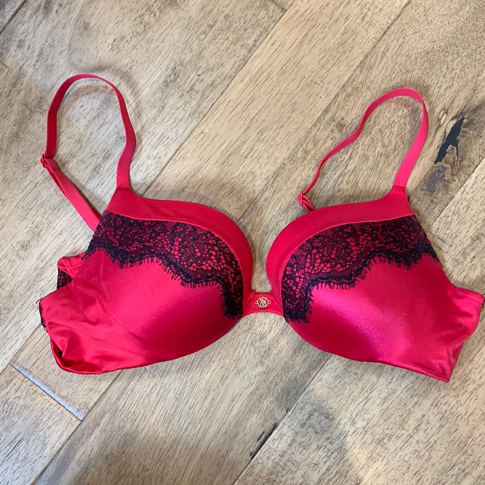 Victoria Secret push up bra